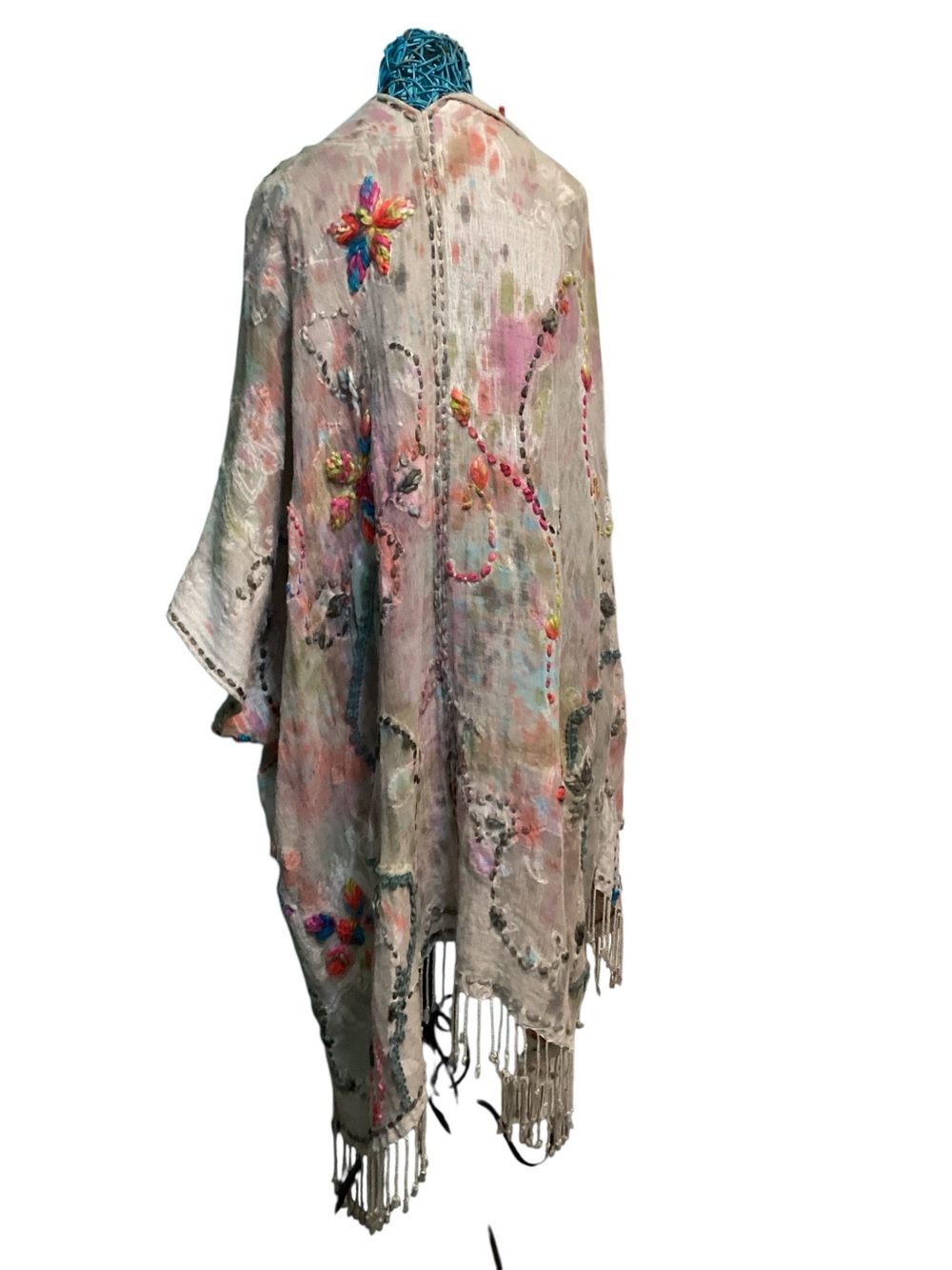 A Rare Bird Kimono - Picture 3 of 5